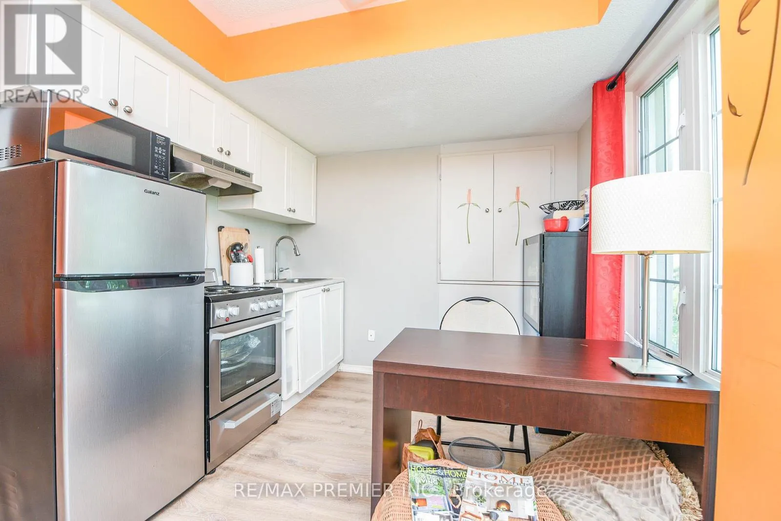 163 TORBARRIE ROAD