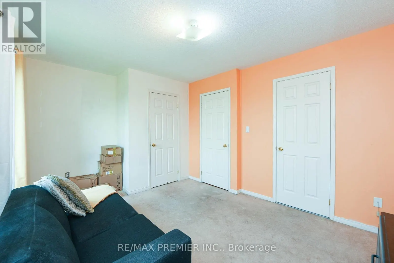 163 TORBARRIE ROAD