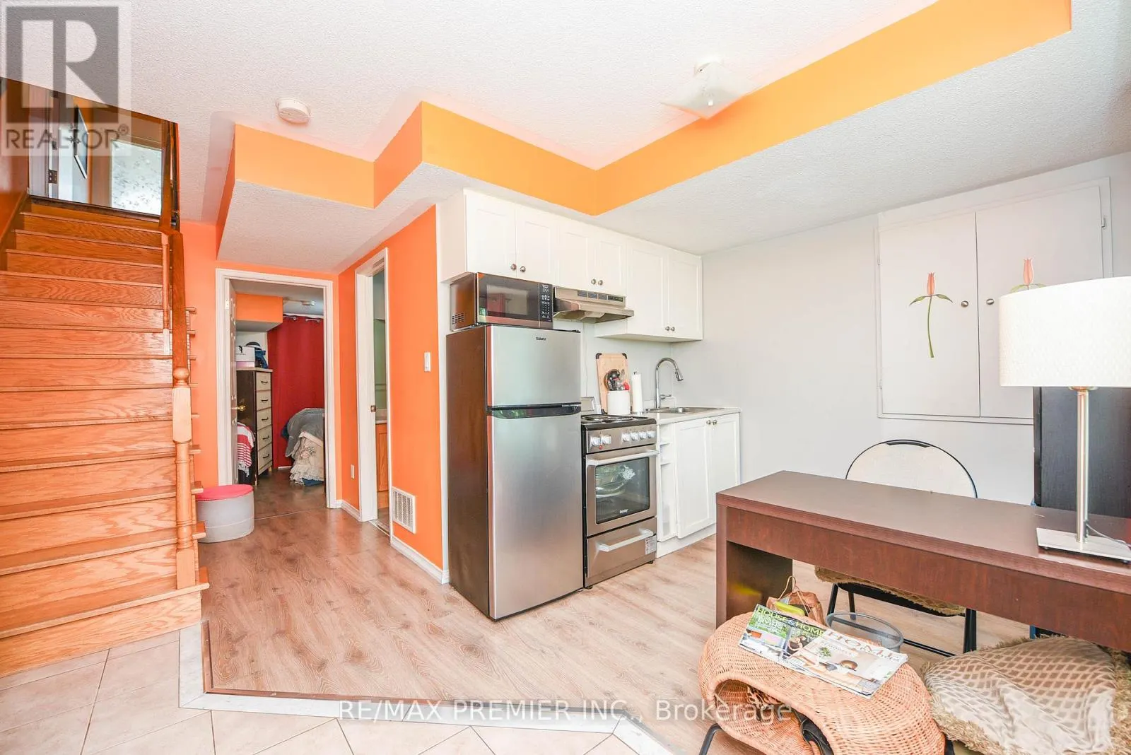 163 TORBARRIE ROAD