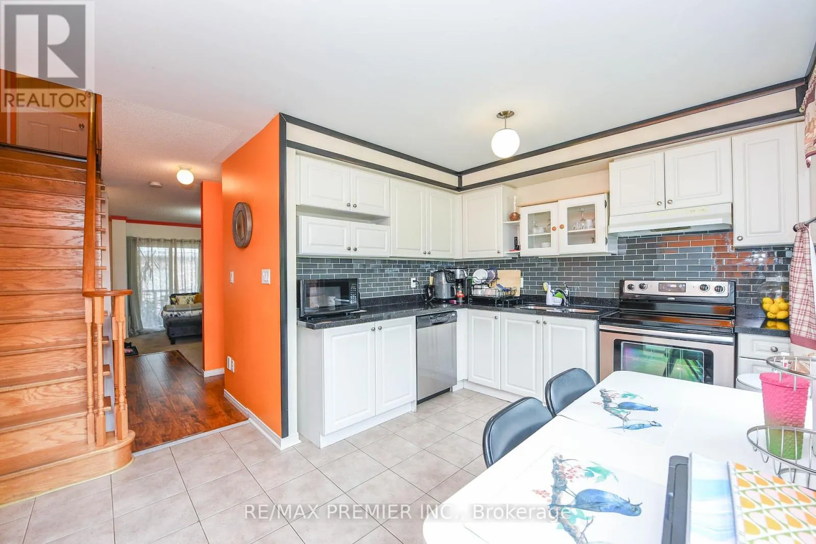 163 TORBARRIE ROAD