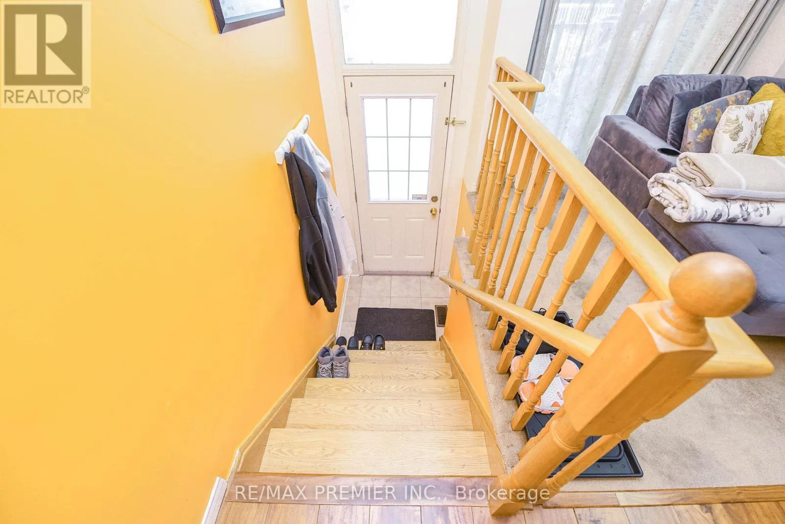 163 TORBARRIE ROAD