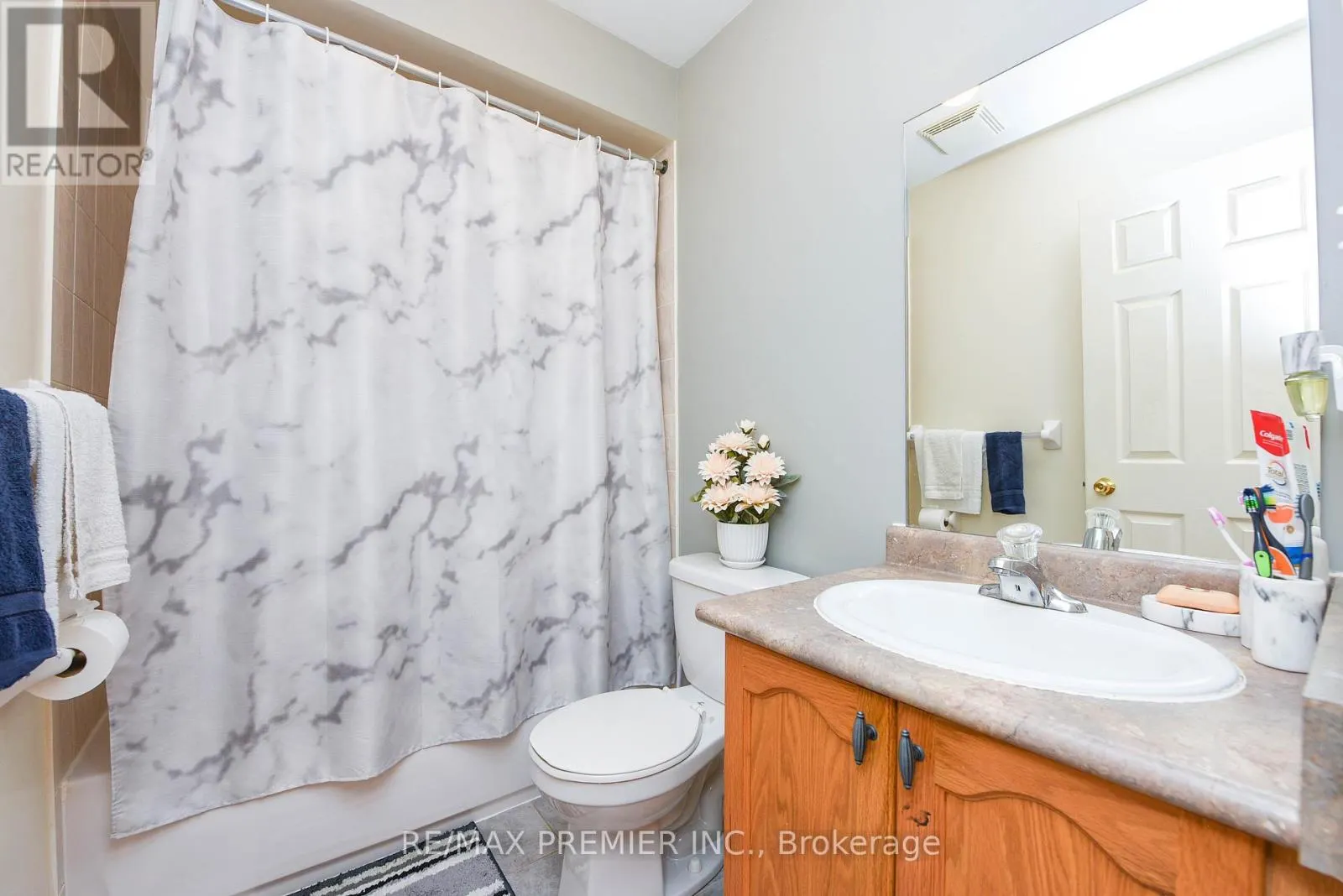 163 TORBARRIE ROAD