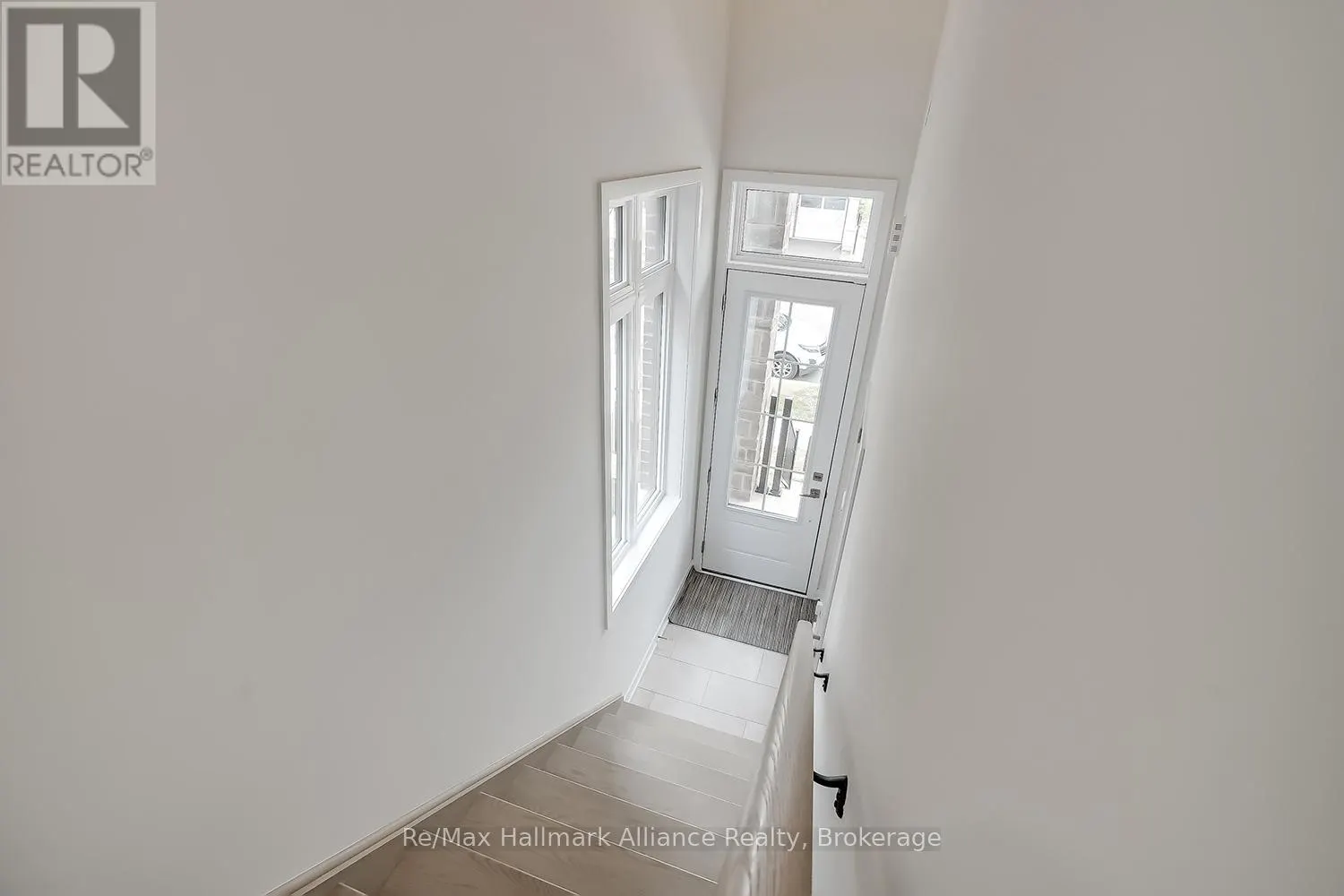 1346 KANIV STREET