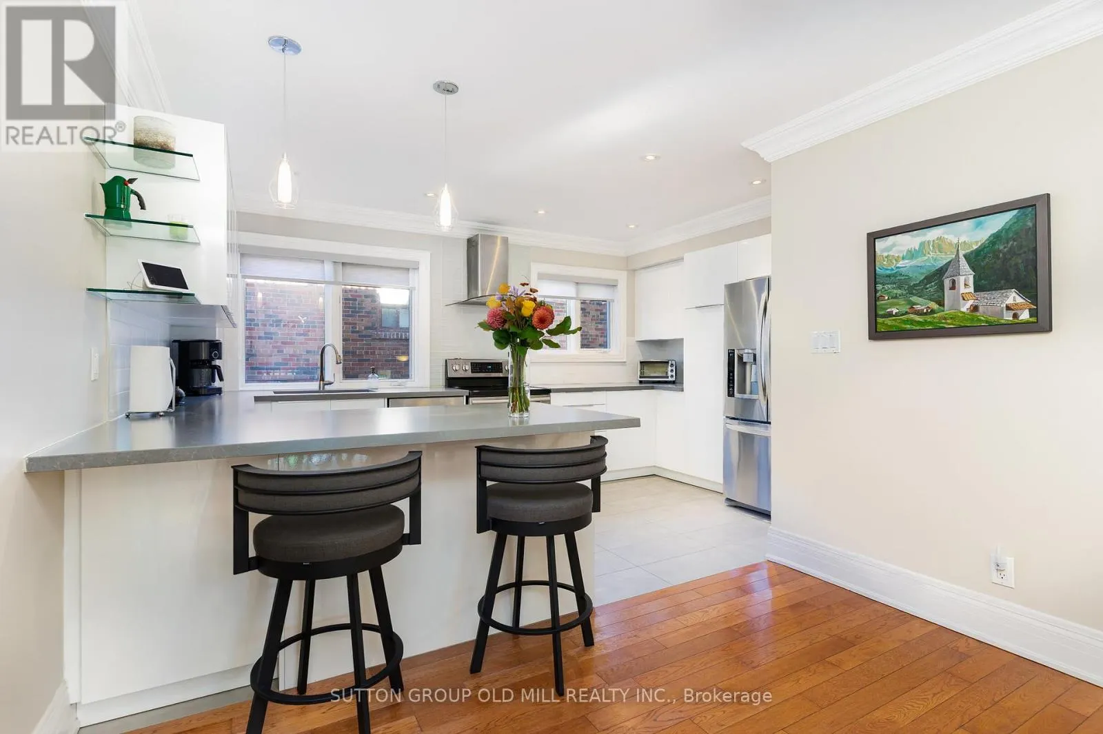 4 HUNTER AVENUE