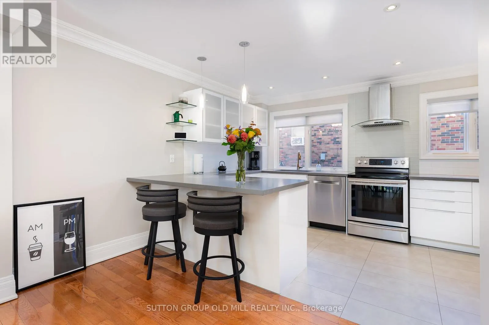4 HUNTER AVENUE
