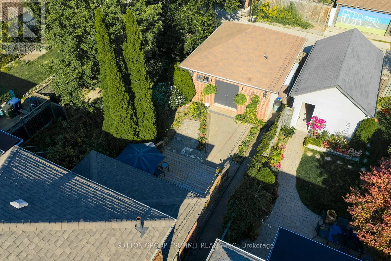 157 HUMBERCREST BOULEVARD