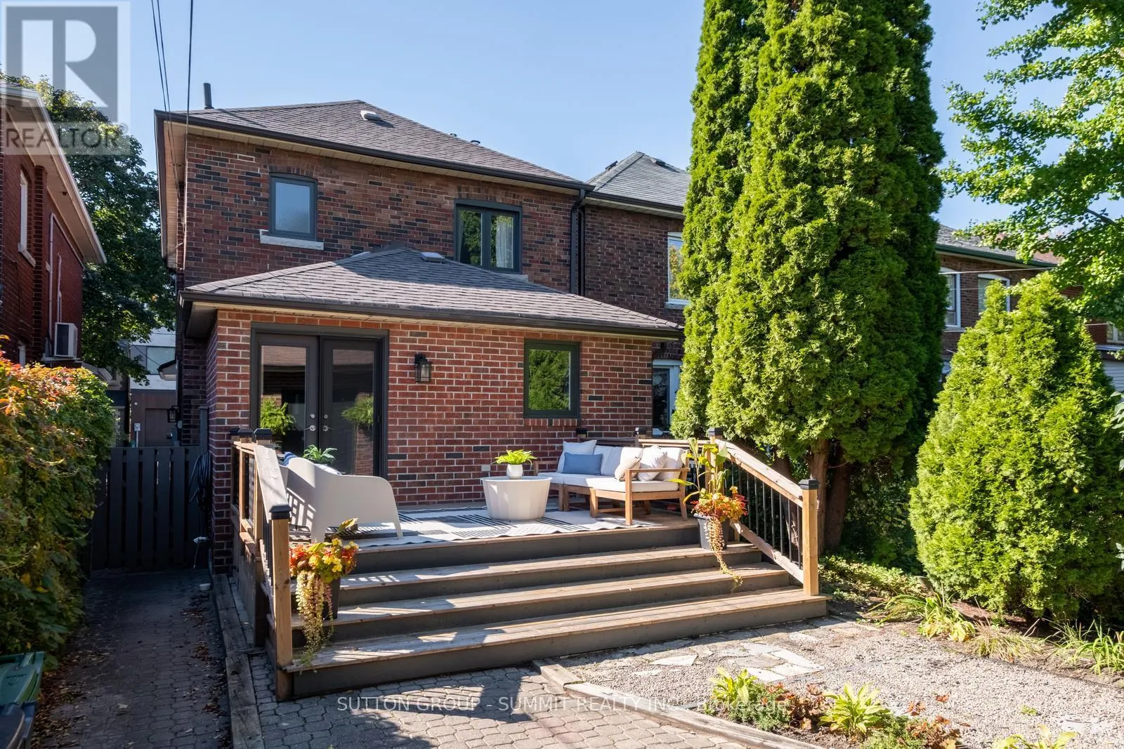 157 HUMBERCREST BOULEVARD
