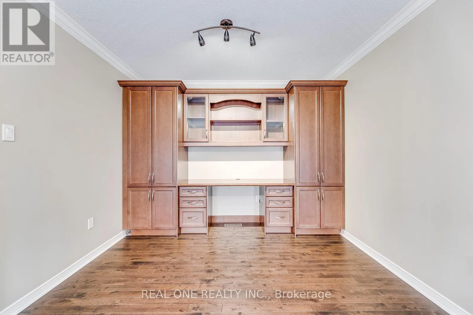 4162 JUDSON COMMON