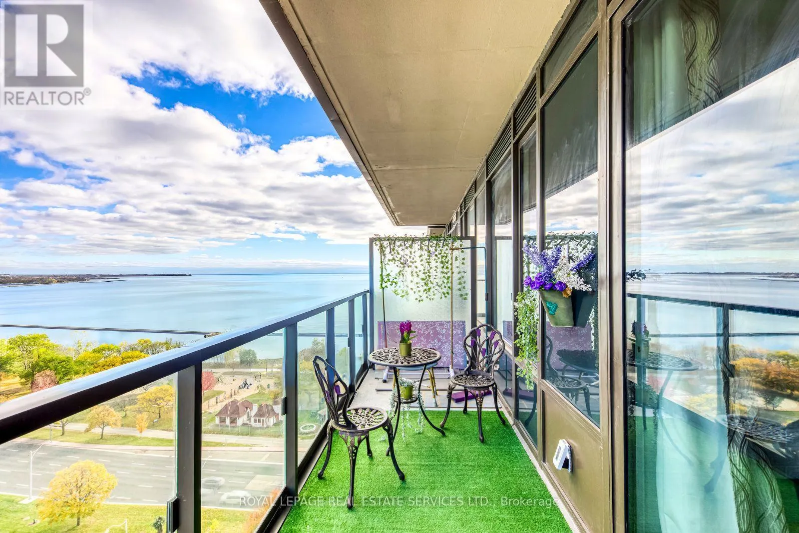 1805 - 1926 LAKE SHORE BOULEVARD W