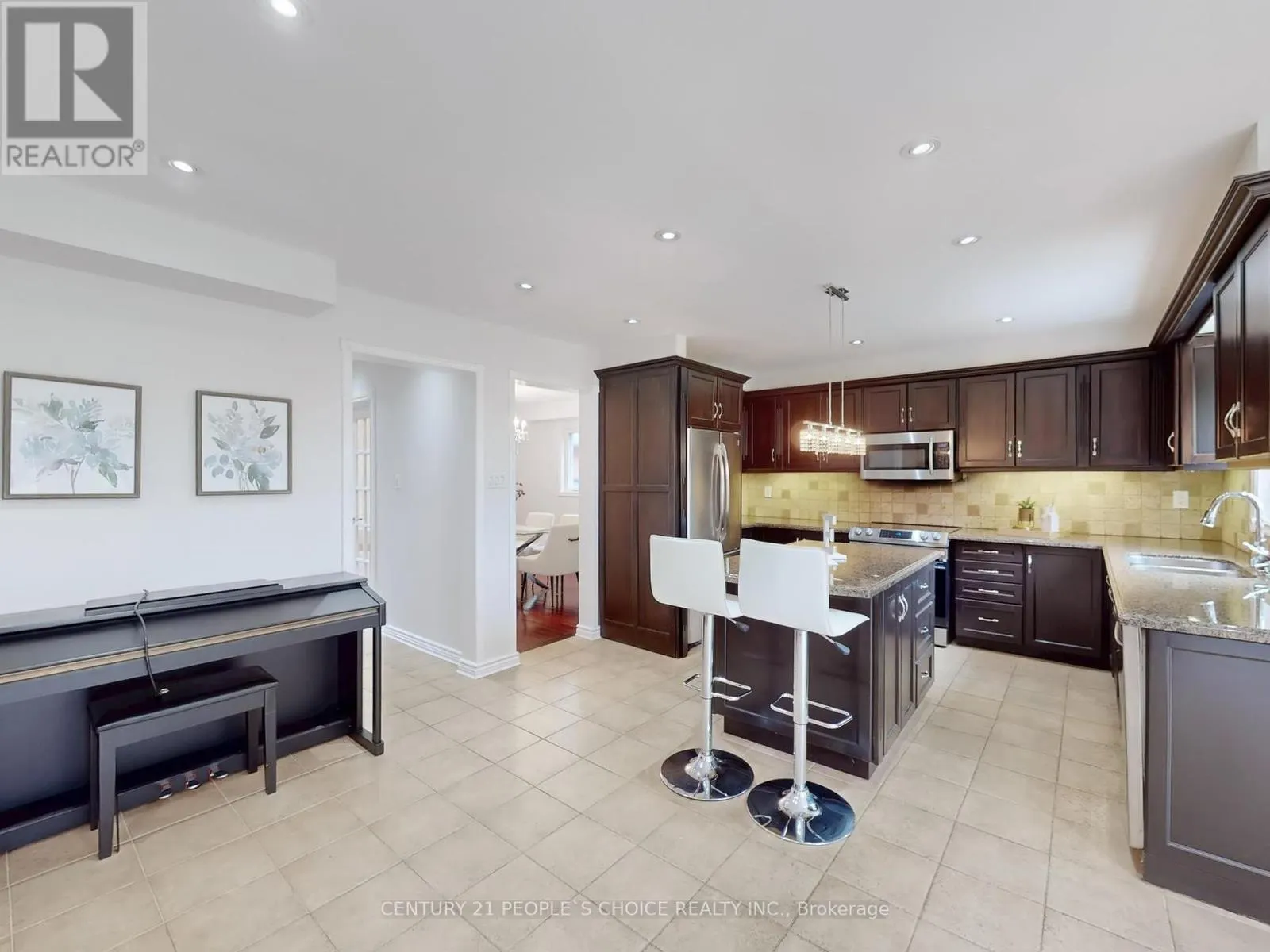5972 AQUARIUS COURT