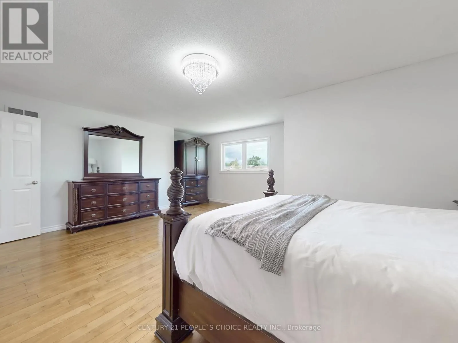 5972 AQUARIUS COURT