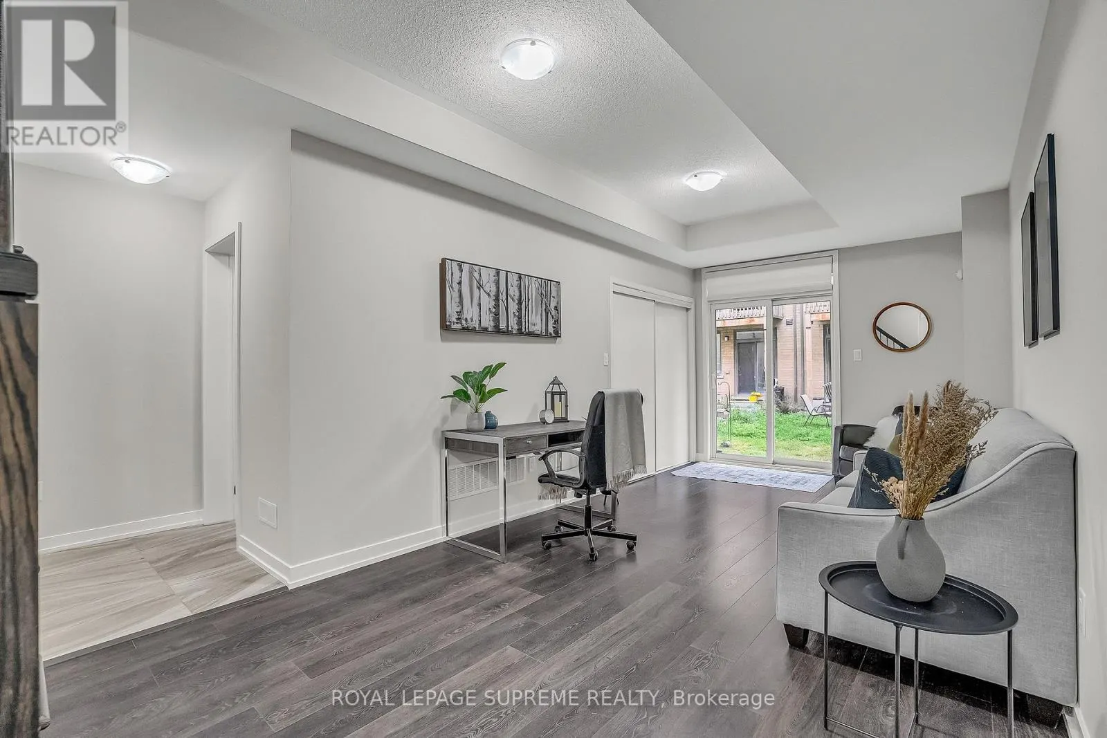 182 HUGUENOT ROAD