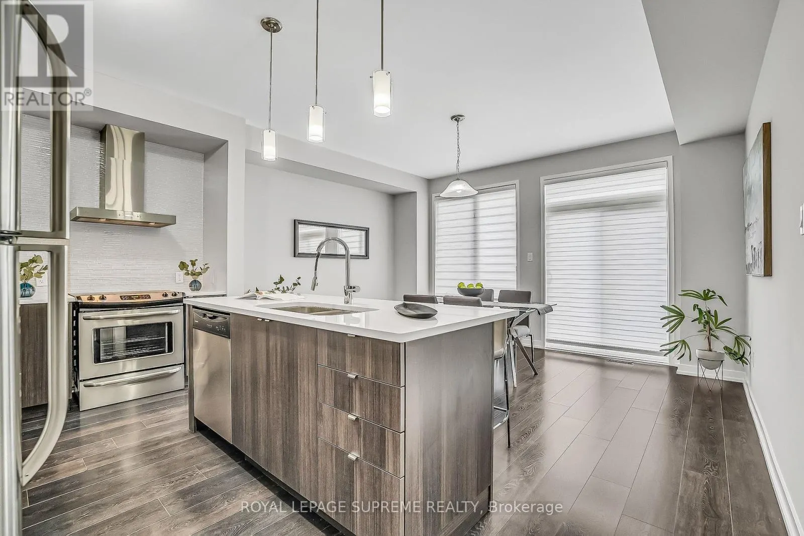 182 HUGUENOT ROAD