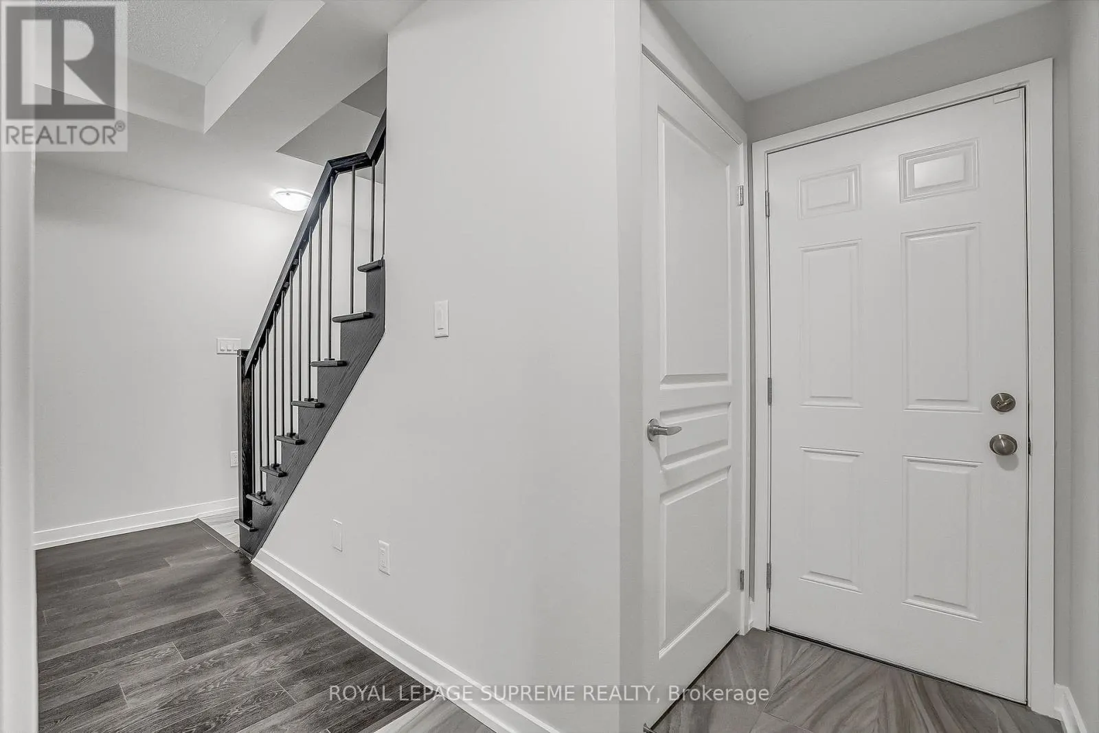 182 HUGUENOT ROAD