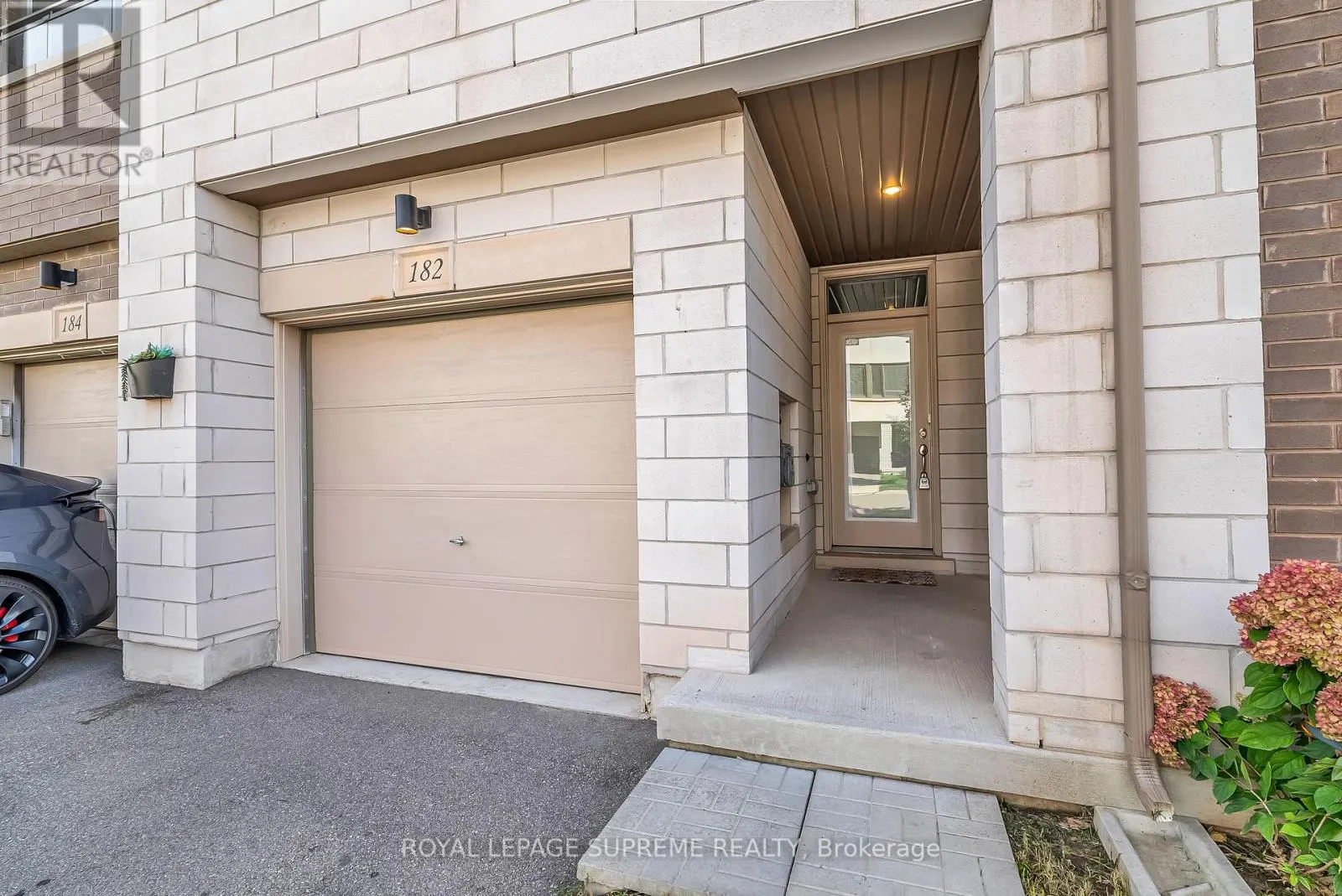 182 HUGUENOT ROAD