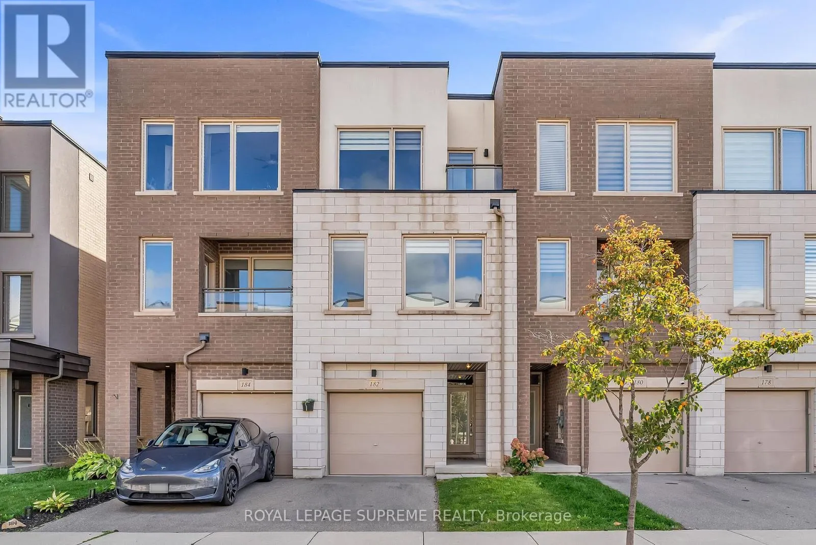 182 HUGUENOT ROAD