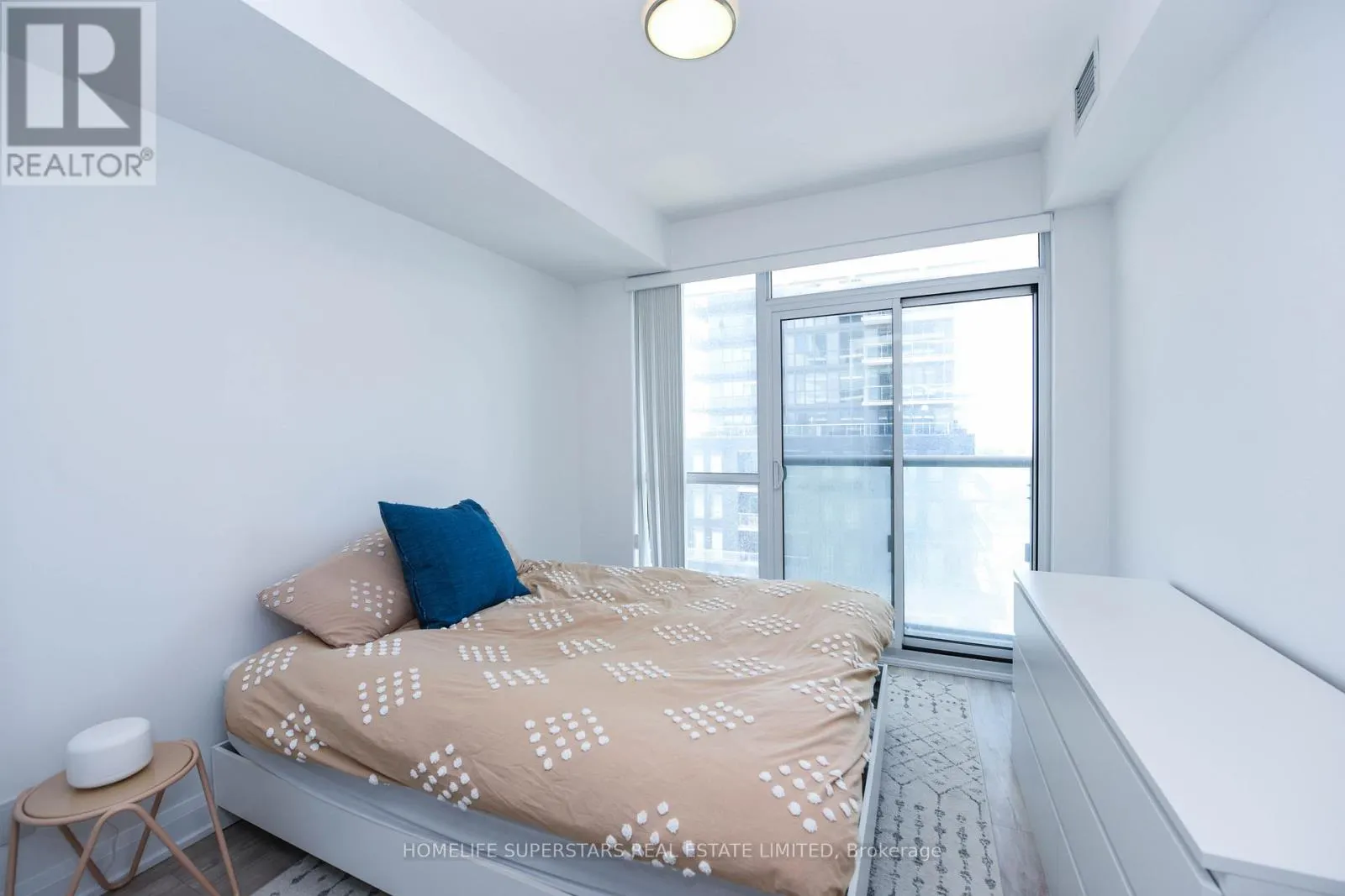 503 - 56 ANNIE CRAIG DRIVE