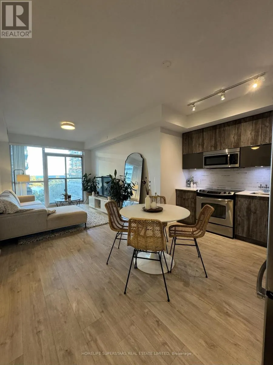 503 - 56 ANNIE CRAIG DRIVE