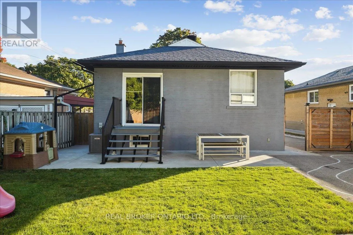 12 MARGRATH PLACE