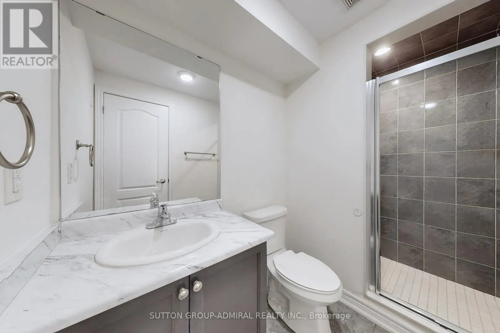 74 DAVENFIELD CIRCLE