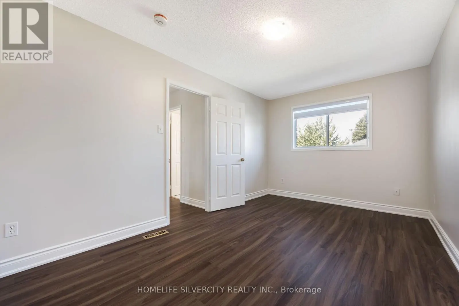 64 CLYDESDALE CIRCLE