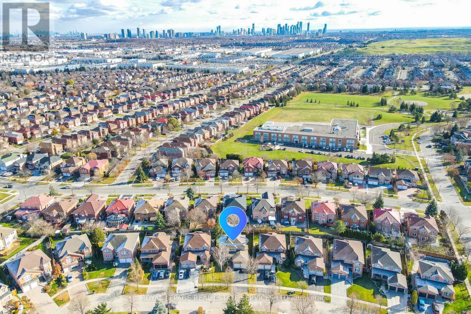 1074 BRADBURY CHASE