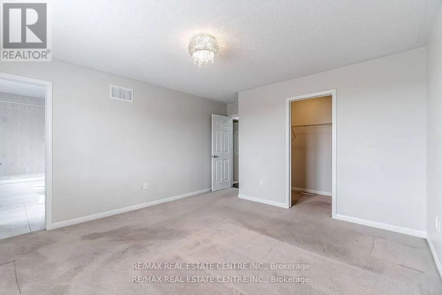 989 FARMSTEAD DRIVE