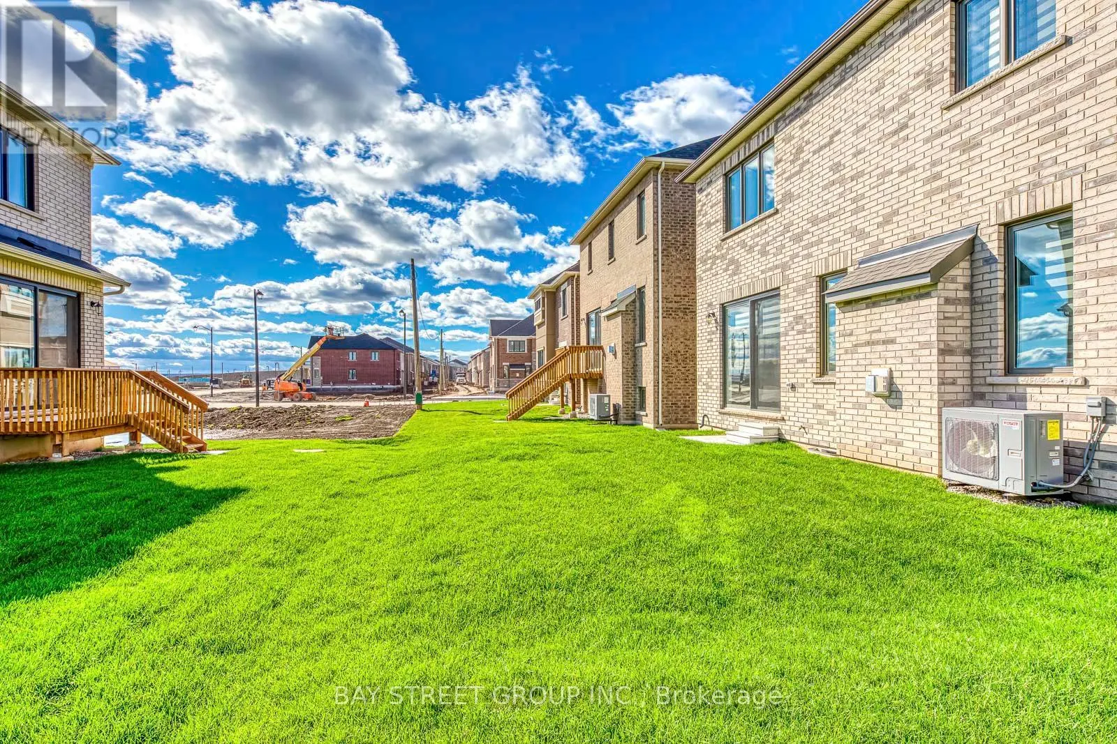 1508 ROTHBURY CRES CRESCENT