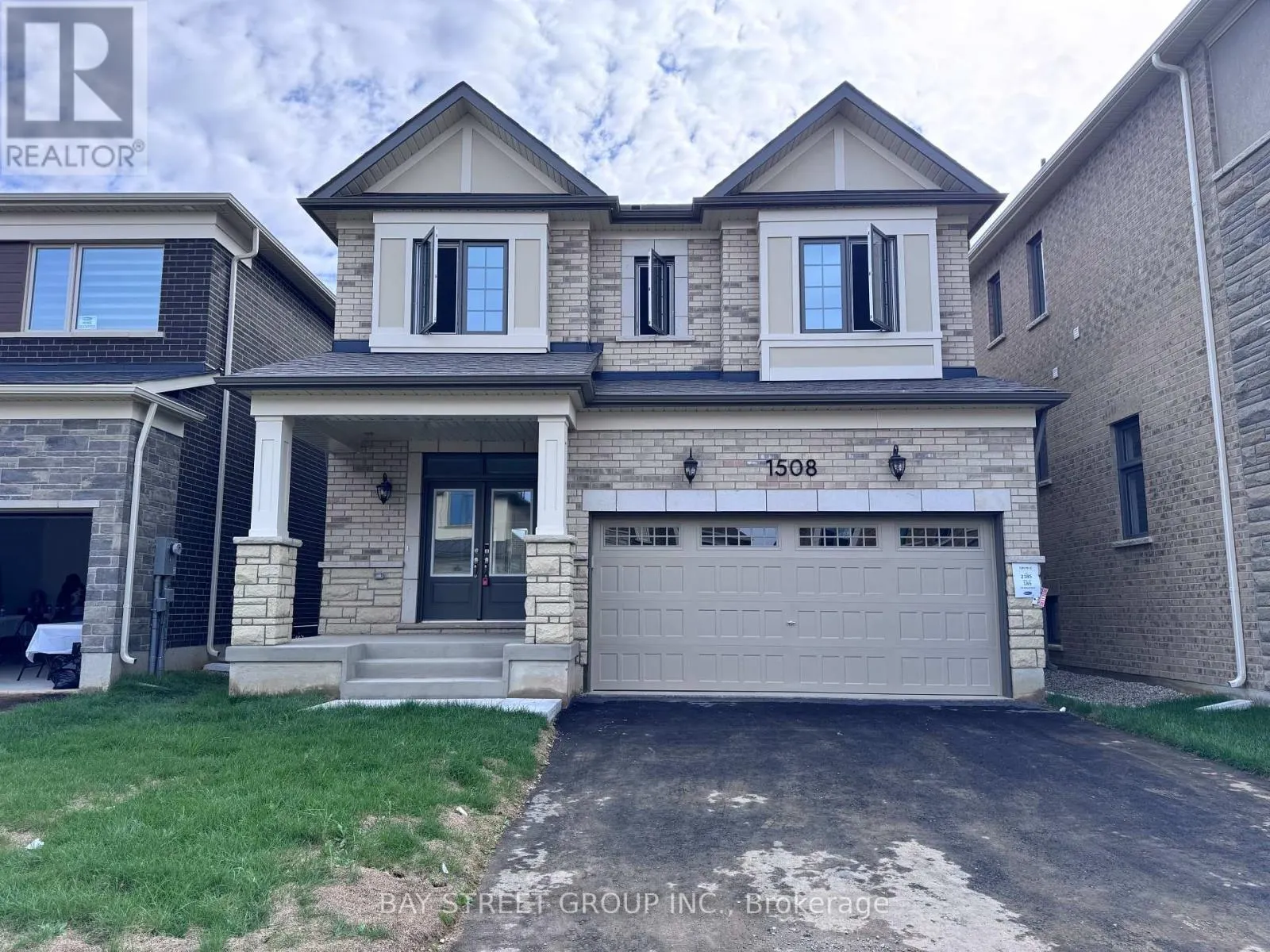 1508 ROTHBURY CRES CRESCENT