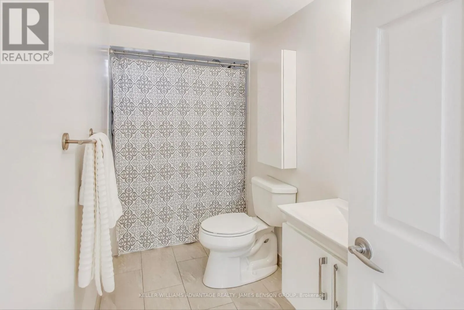 1188 MINEOLA GARDENS