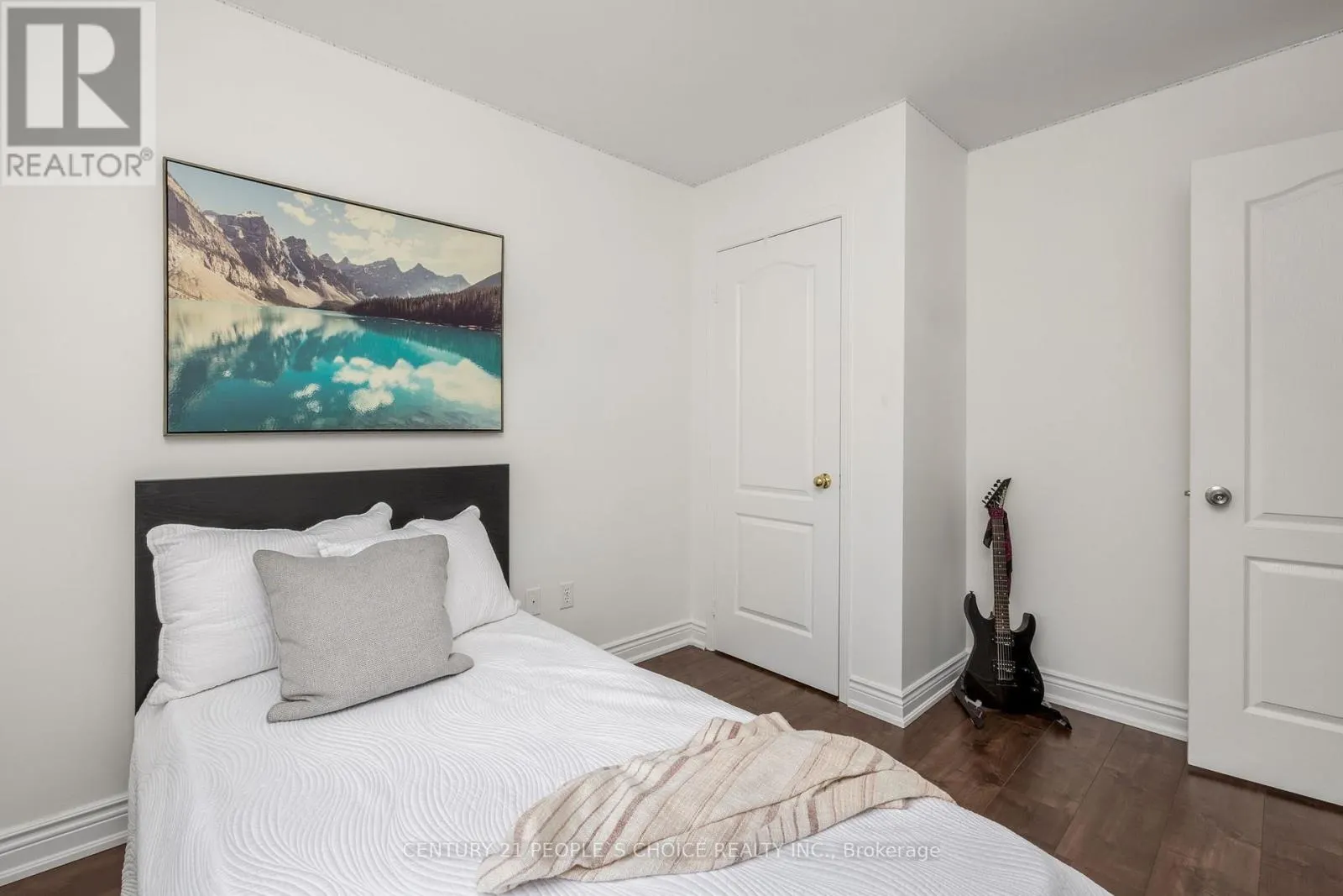 25 TRUMPET VALLEY BOULEVARD