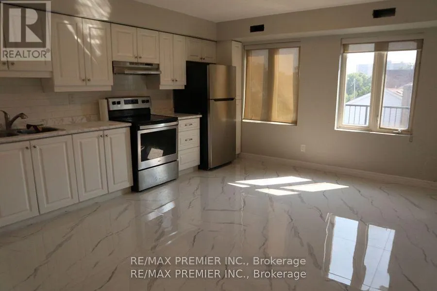 2 FLR - 1657 WESTON ROAD
