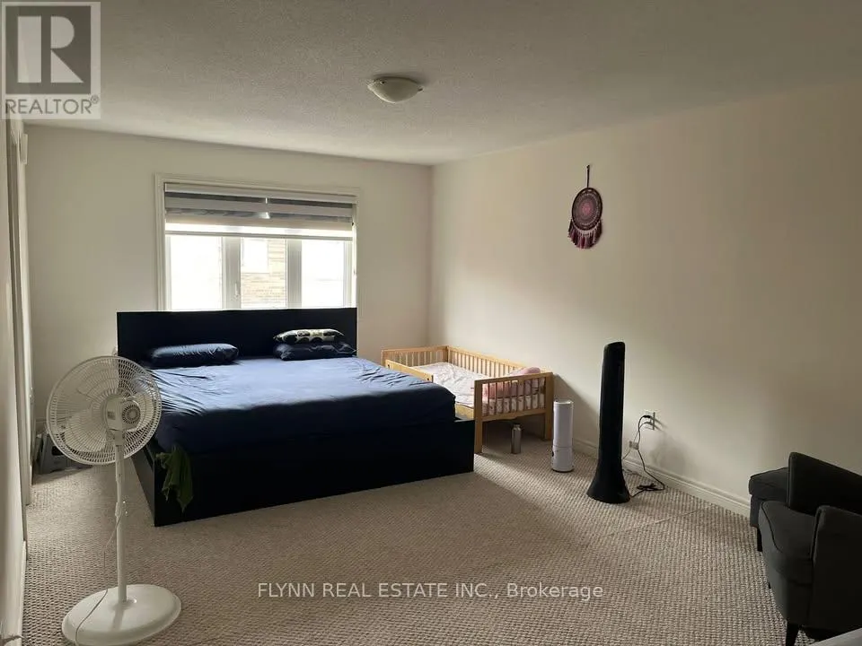 7 KEMPSFORD CRESCENT