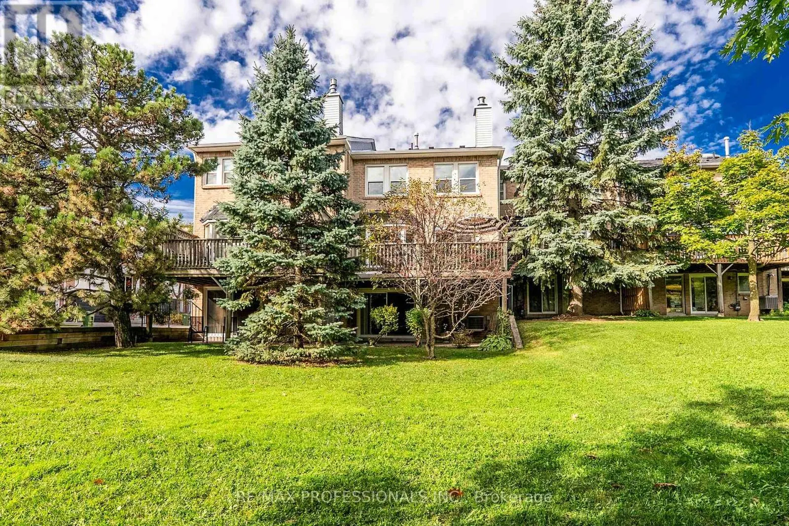 46 TAMARACK CIRCLE