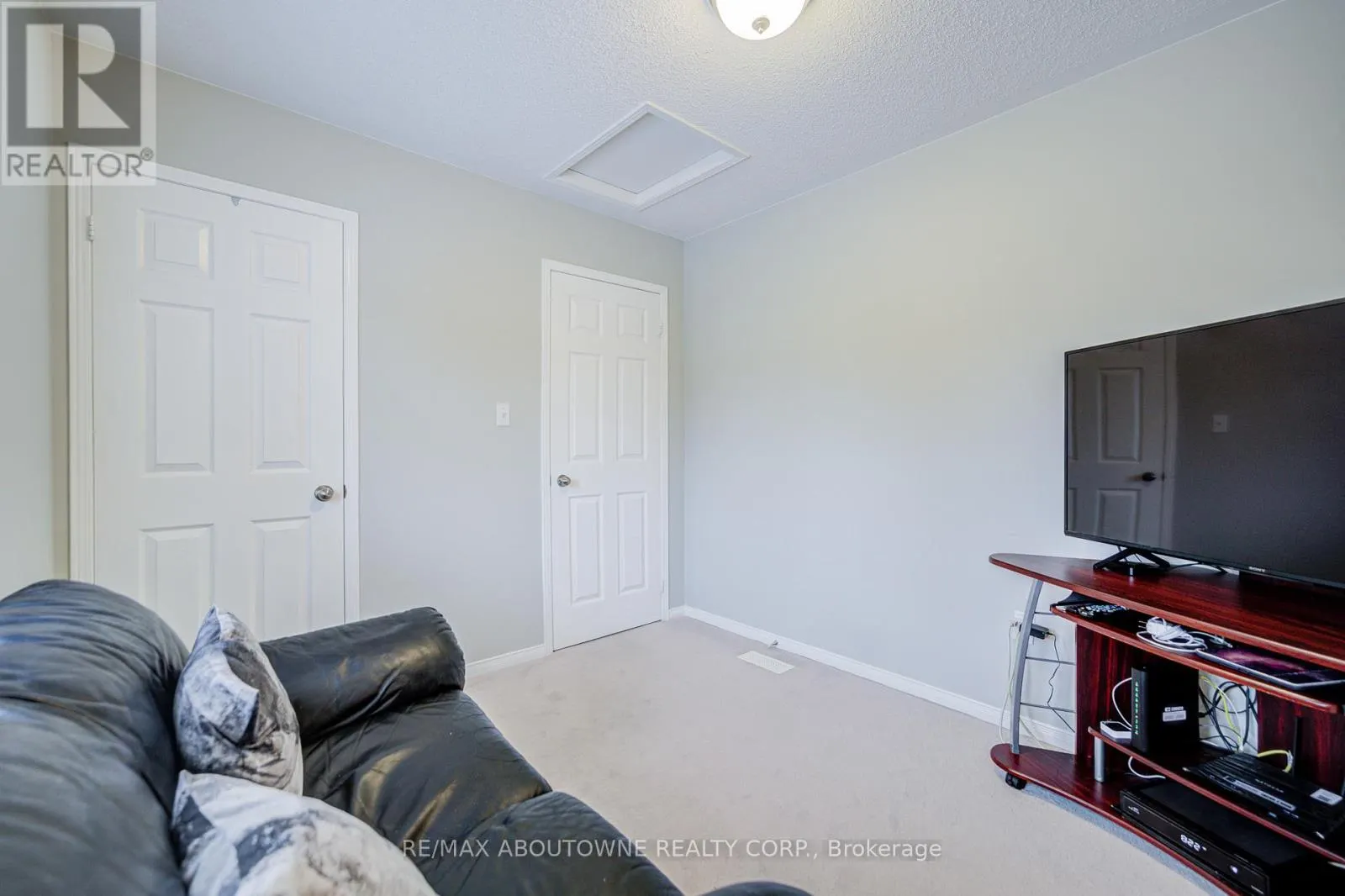 5868 BLUE SPRUCE AVENUE