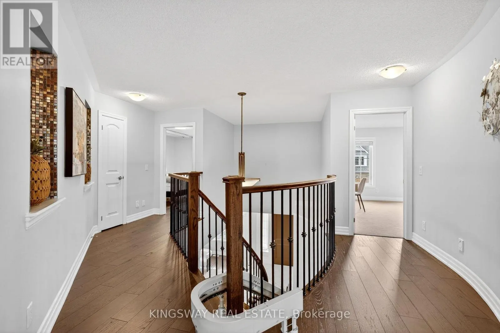 201 HOLLOWAY TERRACE
