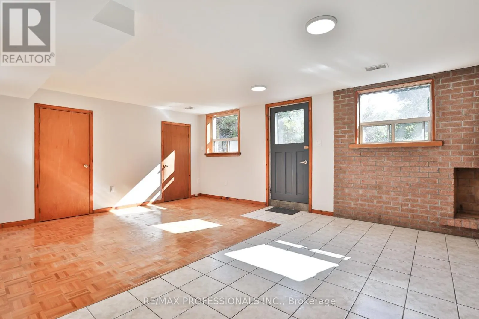91 JEFFCOAT DRIVE