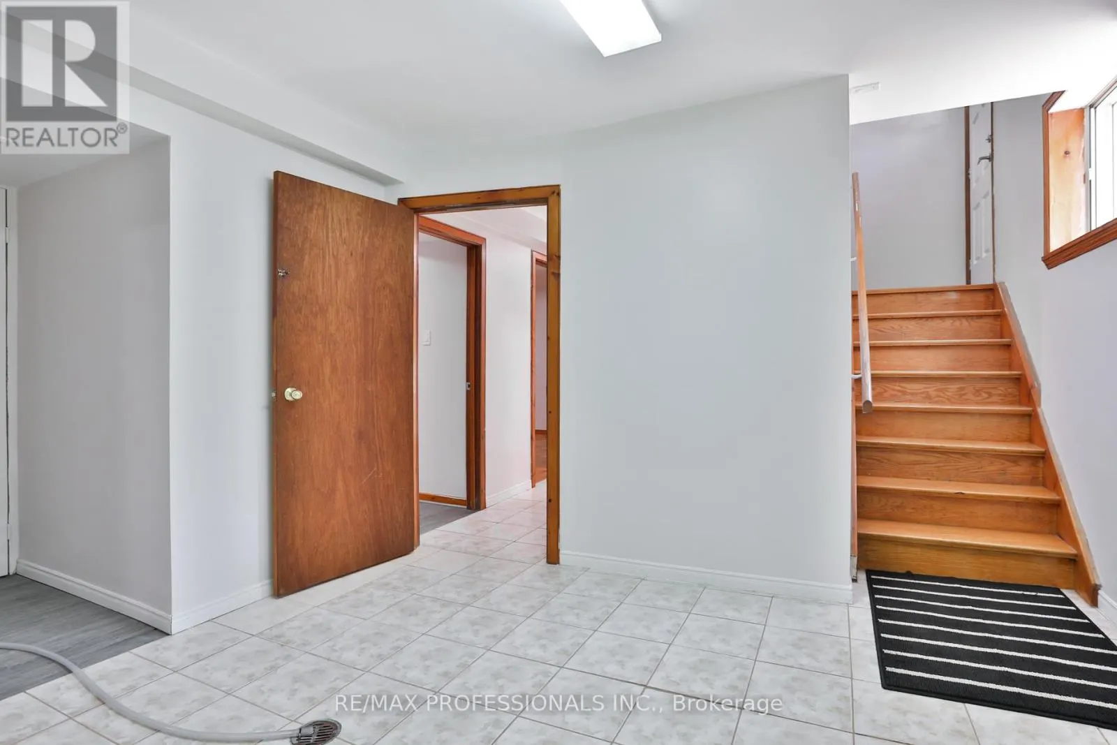 91 JEFFCOAT DRIVE