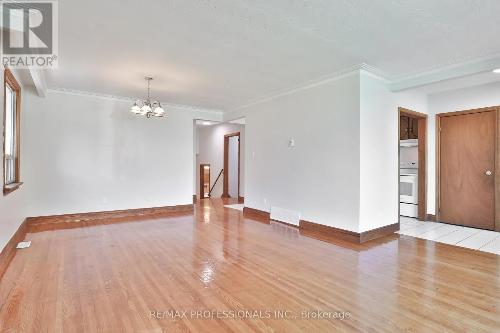 91 JEFFCOAT DRIVE