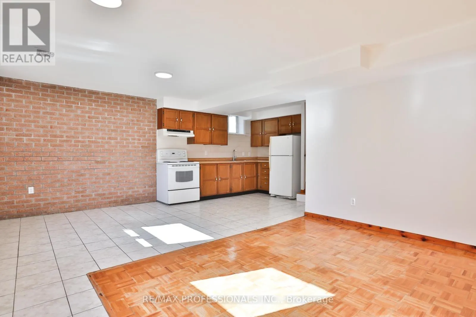 91 JEFFCOAT DRIVE