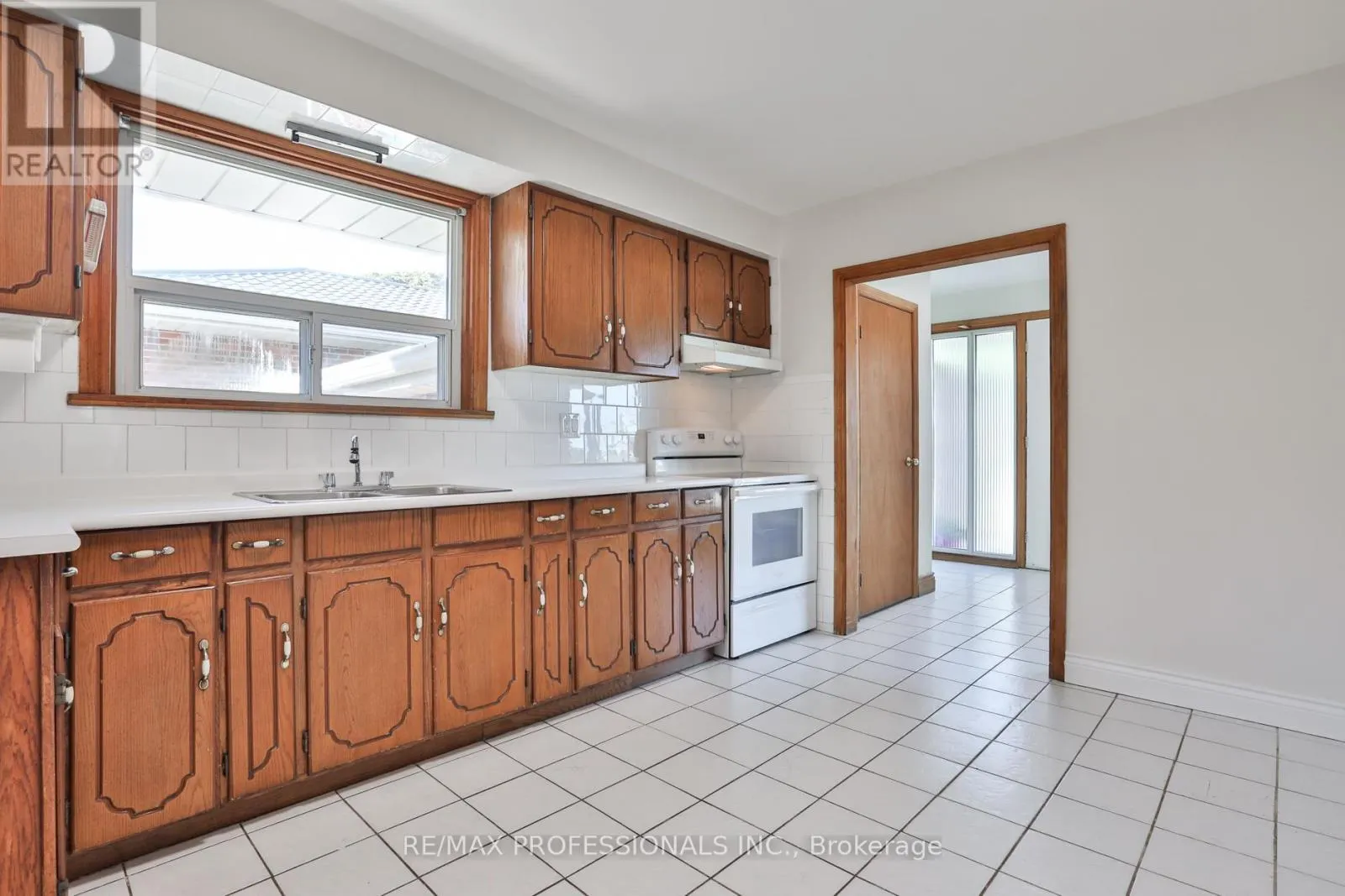 91 JEFFCOAT DRIVE