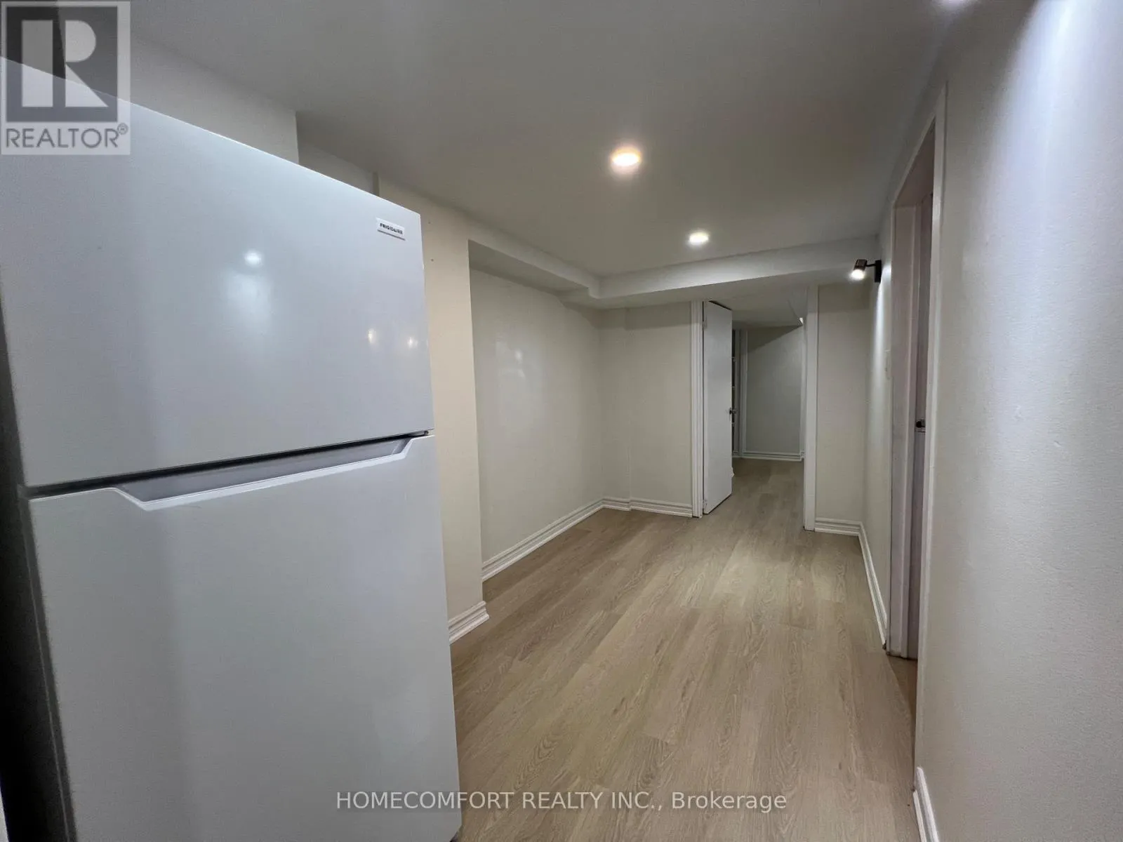 BASEMENT APARTMENT - 15 PAULA BOULEVARD