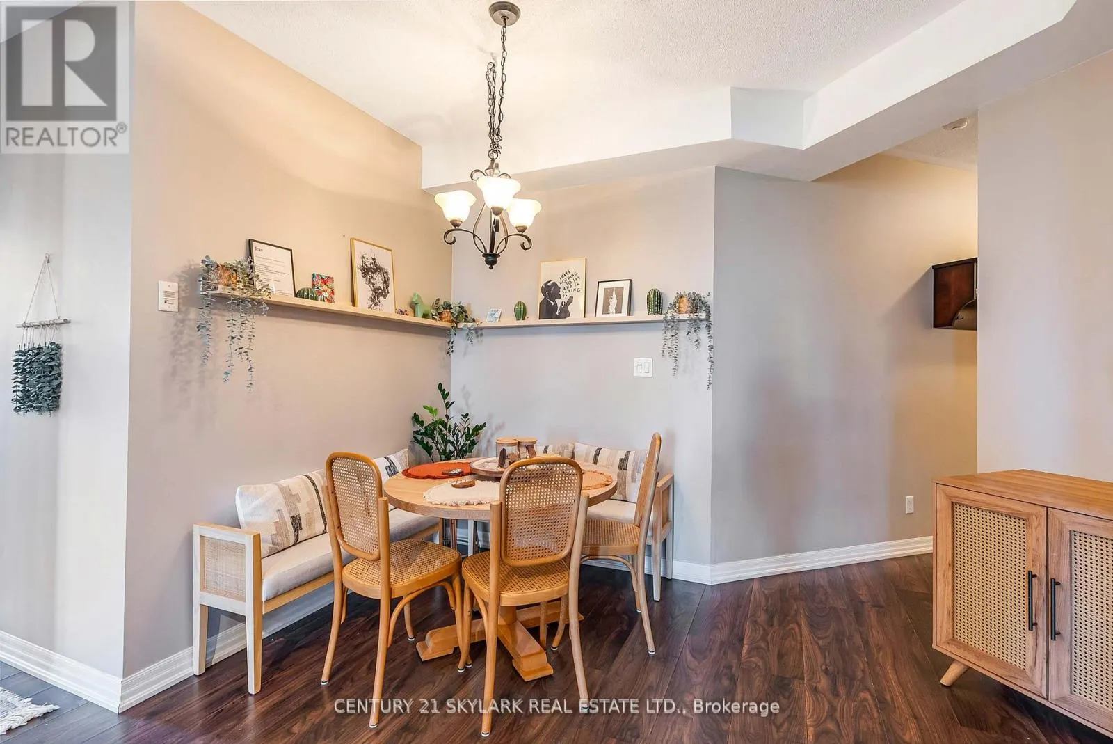 516 - 245 DALESFORD ROAD