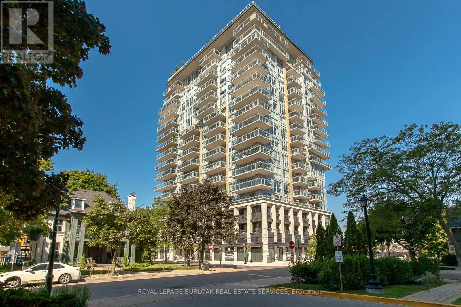 1104 - 2025 MARIA STREET