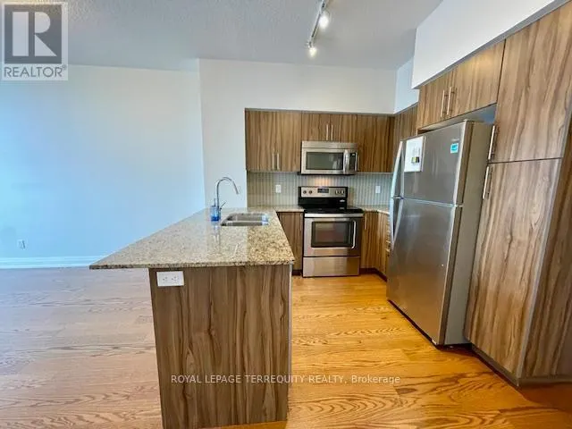 323 - 65 SPEERS ROAD