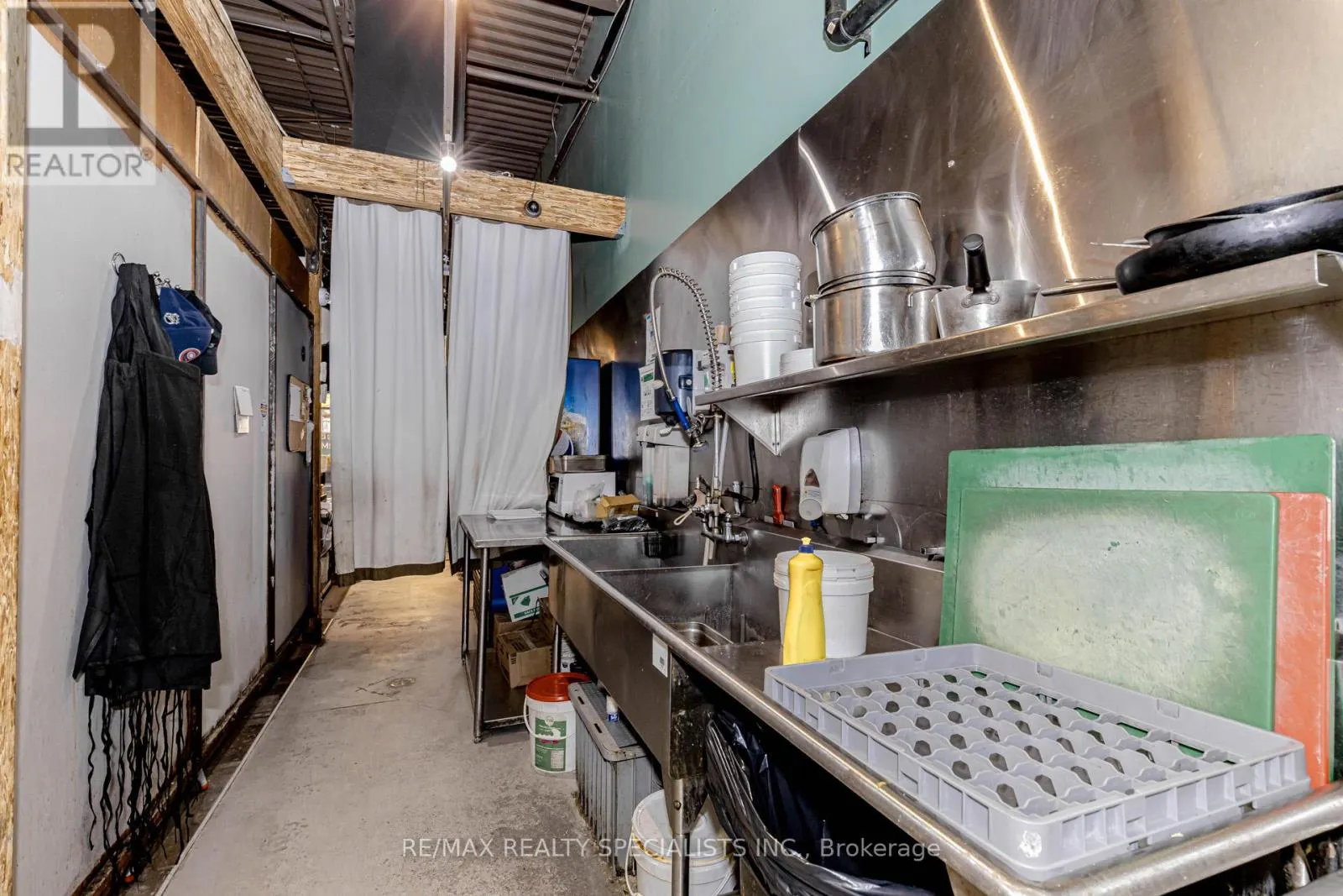 2365 TRAFALGAR ROAD