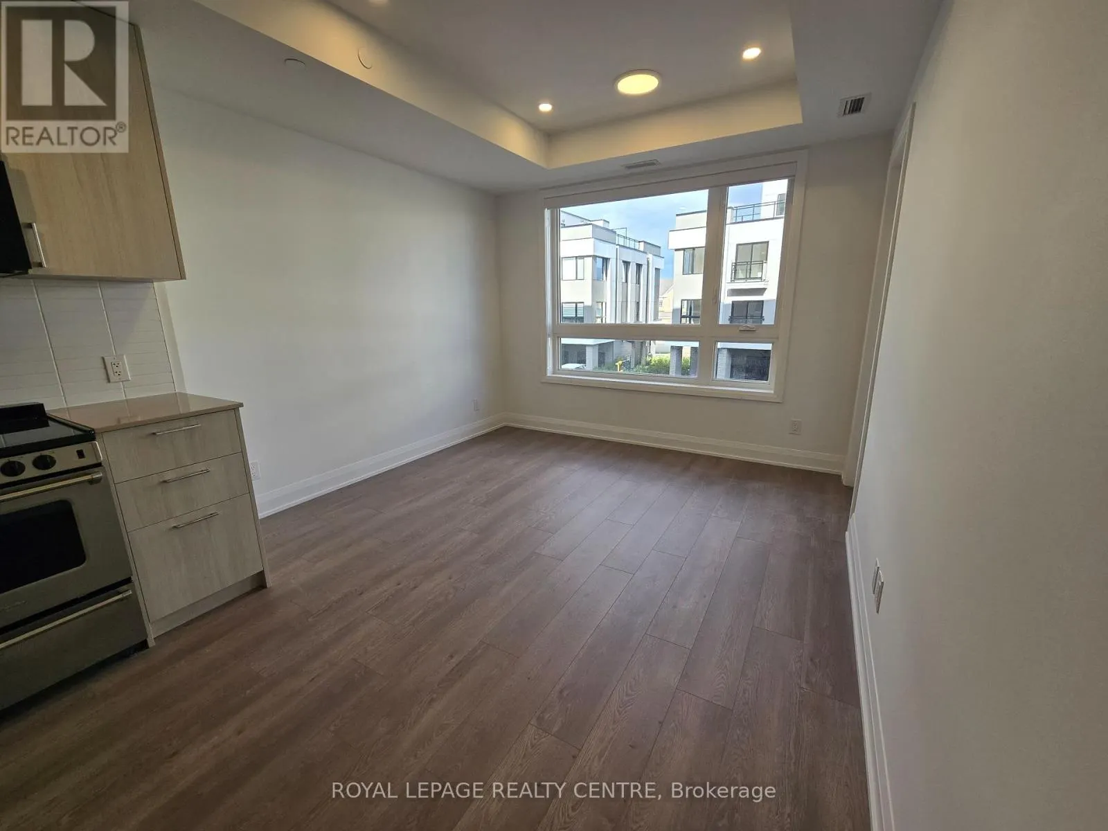 217 - 3250 CARDING MILL TRAIL