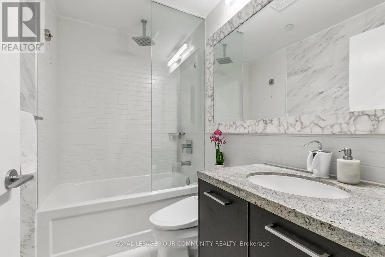 2112 - 88 PARK LAWN ROAD