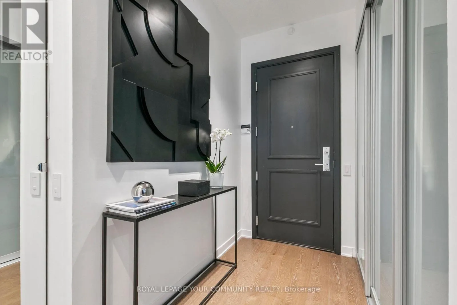 2112 - 88 PARK LAWN ROAD