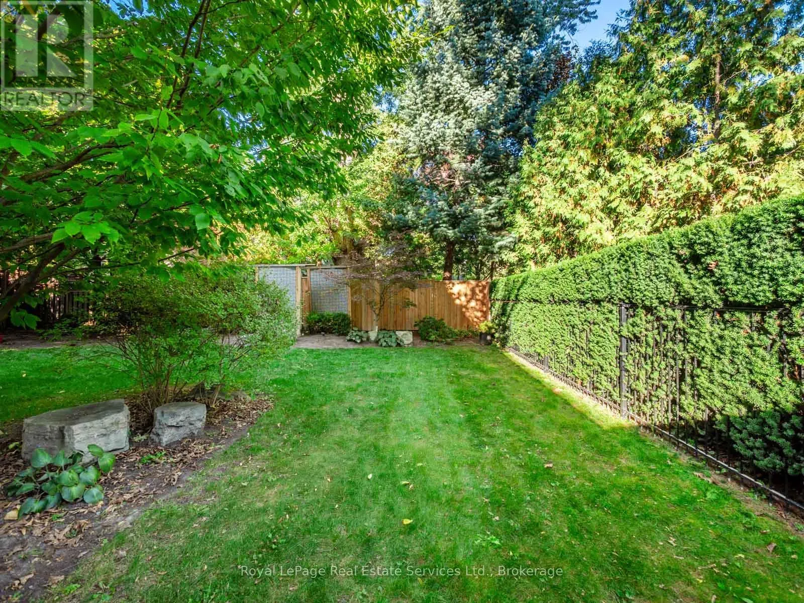 295 MAPLE AVENUE
